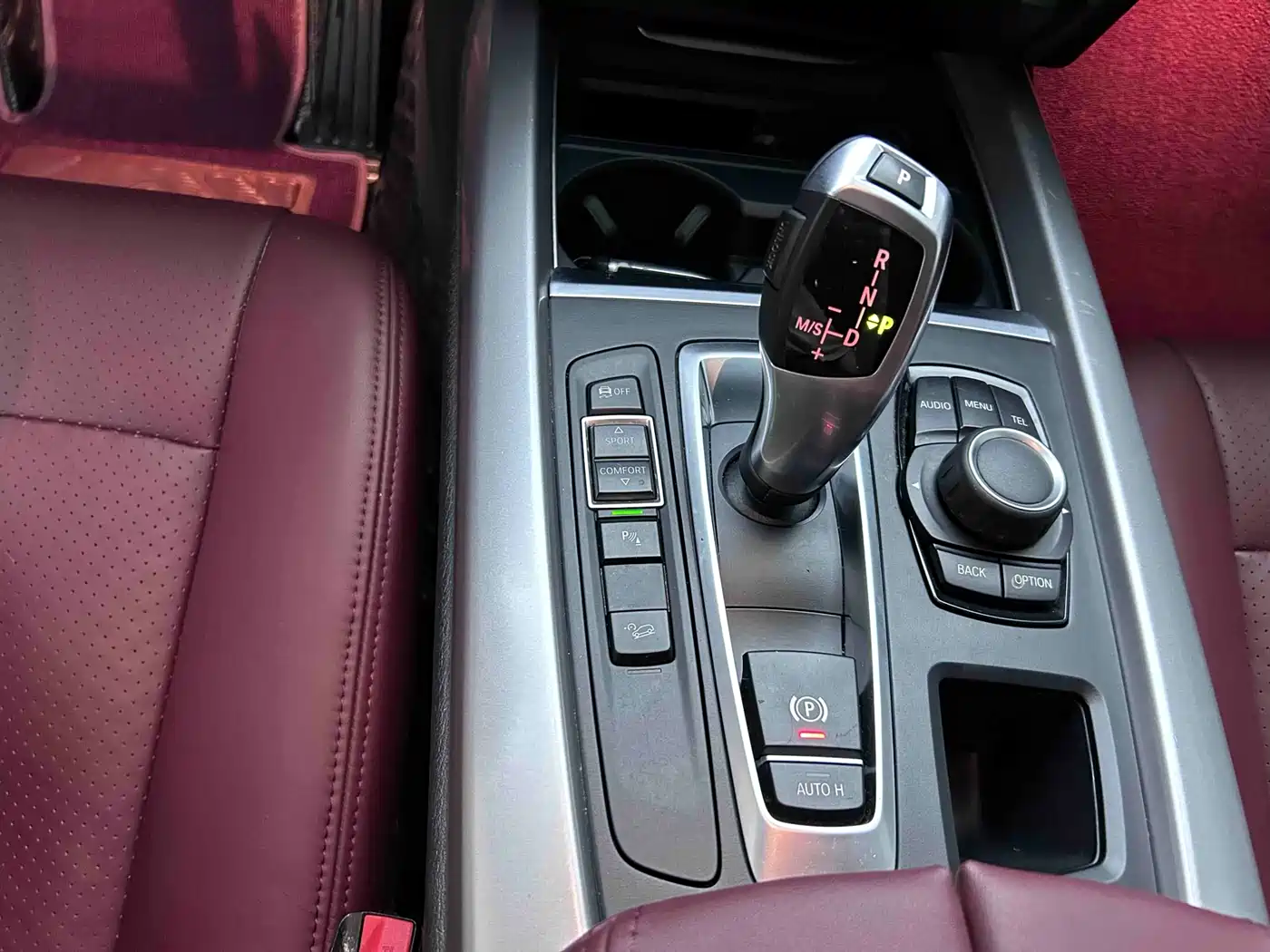 BMW X5 (Import) 2017 xDrive35i Leading Edition фото 17