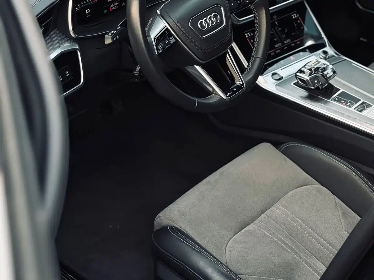 Audi A6L 2024 45 TFSI Premium Dynamic фото 10