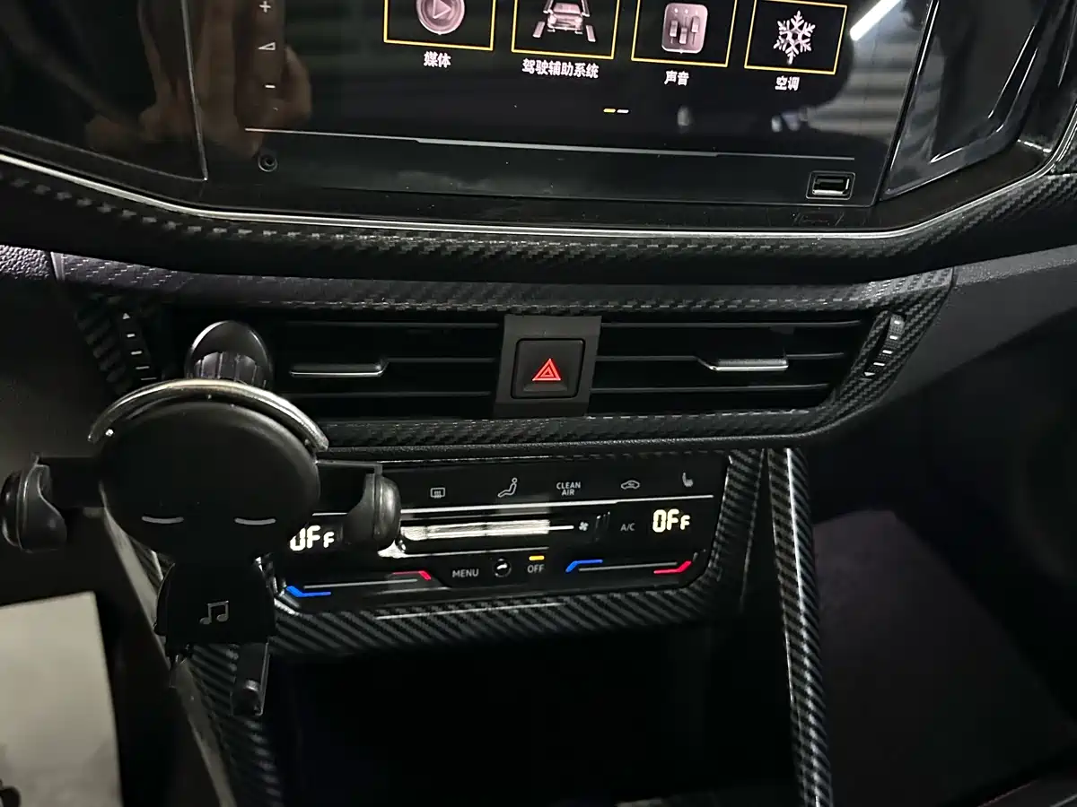 Volkswagen Tayron 2020 280TSI 2WD Luxury Smart Edition фото 6