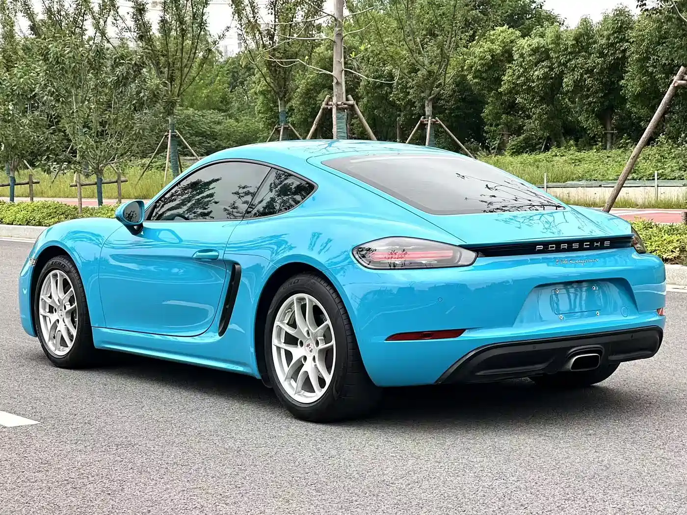 Porsche 718 2019 Cayman T 2.0T фото 6