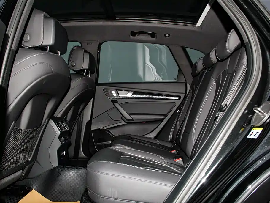 Audi Q5L 2024 Model 45 TFSI Luxury Dynamic фото 19