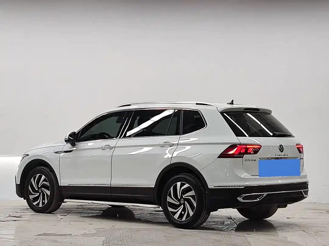 Volkswagen Tiguan L 2023 280TSI 2WD Trend Limited Edition фото 5