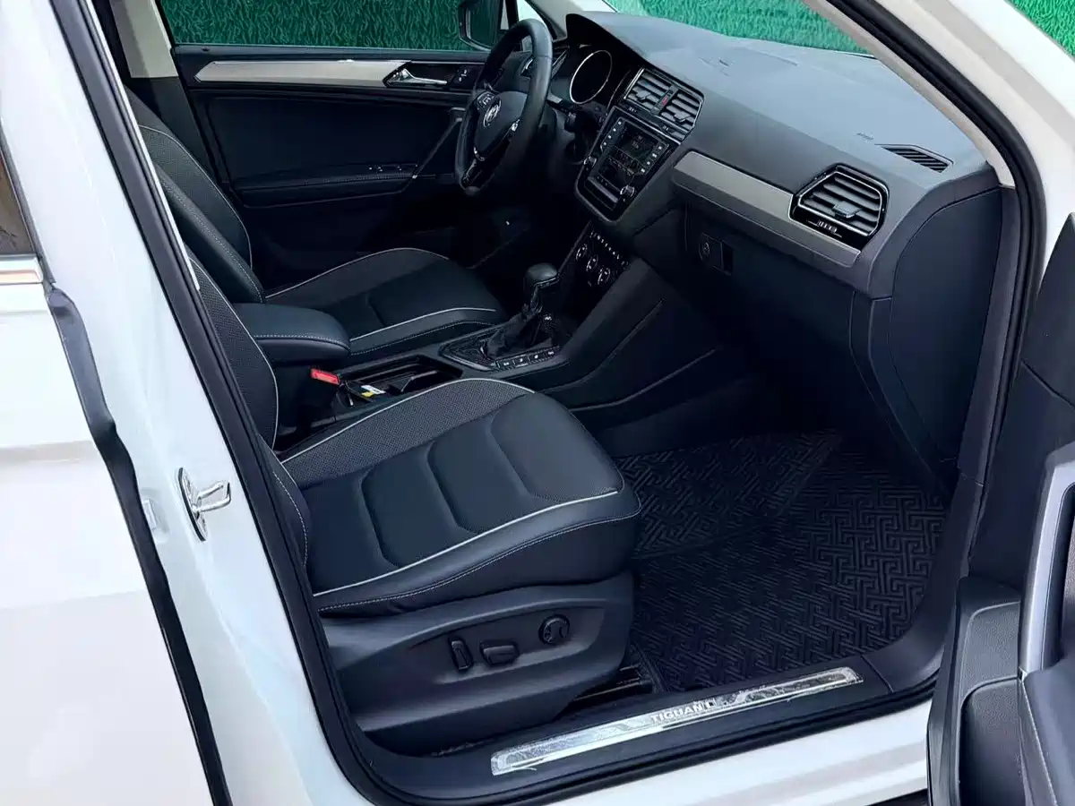 Volkswagen Tiguan L 2018 330TSI Automatic 2WD Flagship Edition фото 7