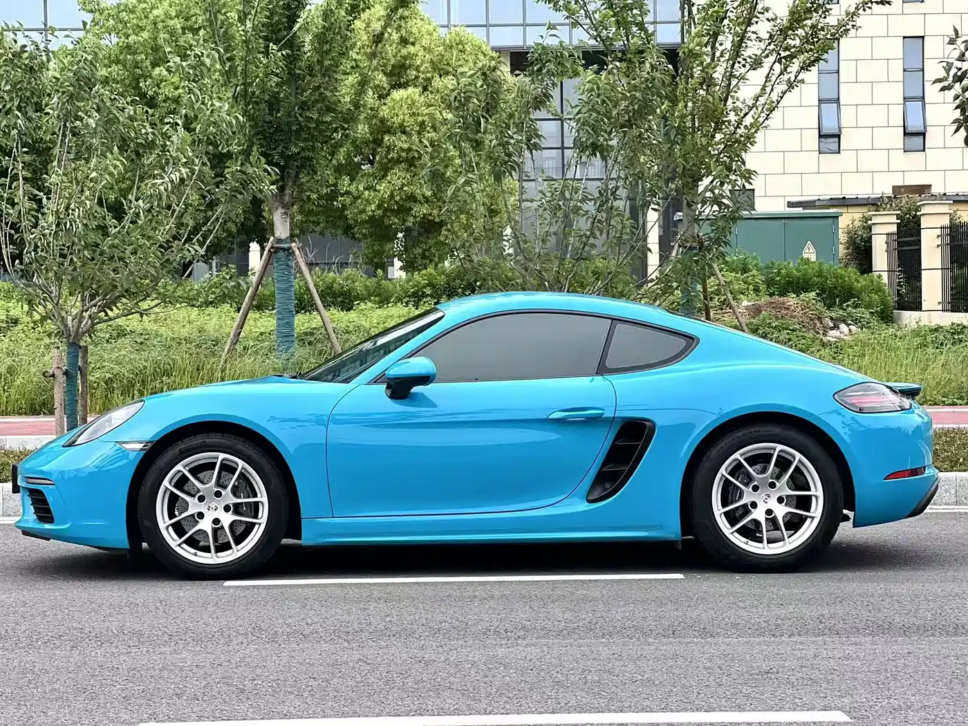 Porsche 718 2019 Cayman T 2.0T фото 7