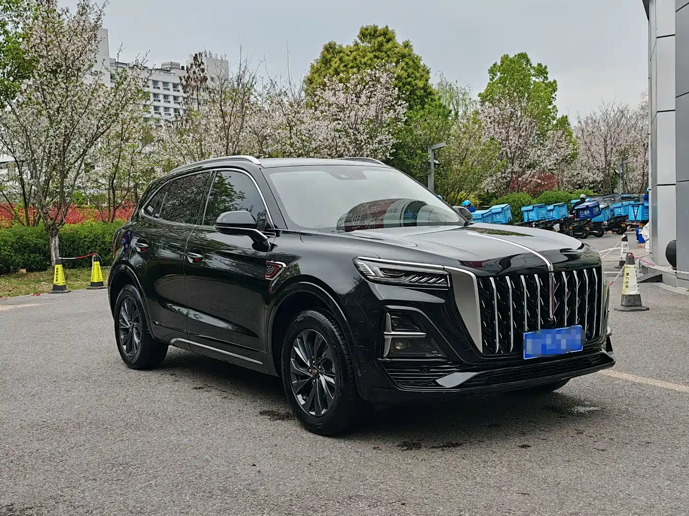 Hongqi HS5 2023 2.0T Flag Enjoy Pro Edition фото 3