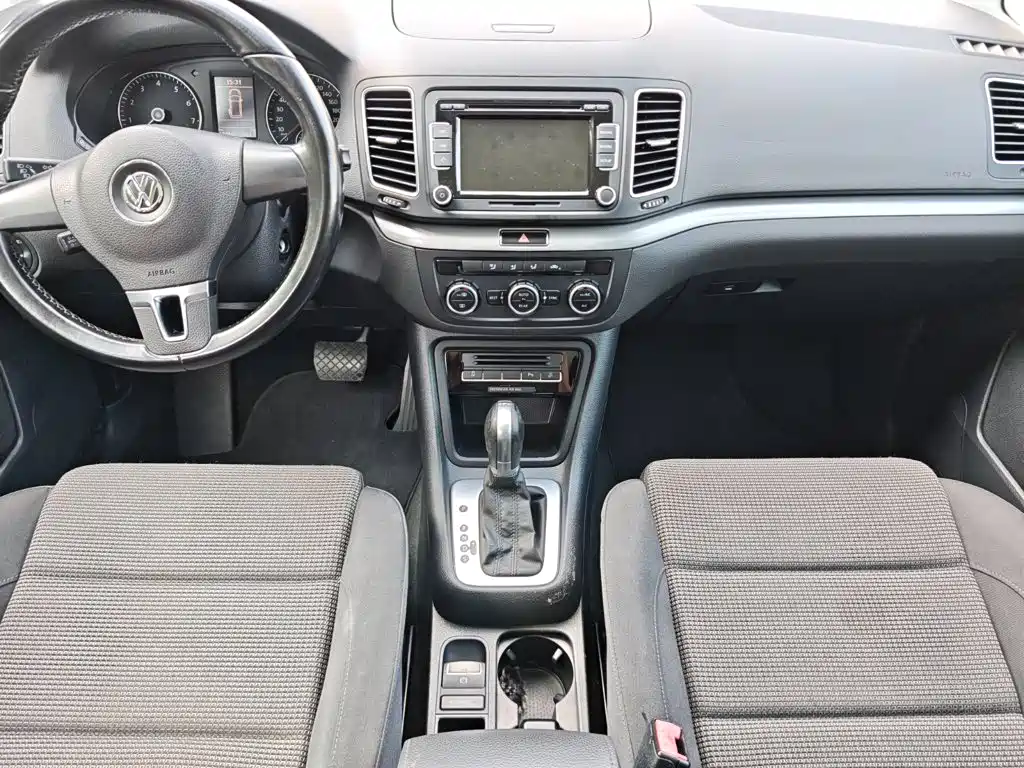 Volkswagen Sharan 2014 2013 1.8TSI Standard