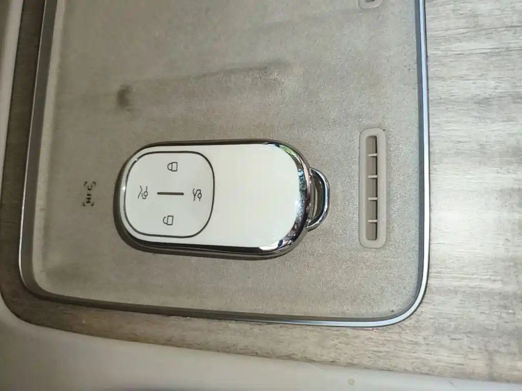 NIO ES8 2025 2025 Base Model