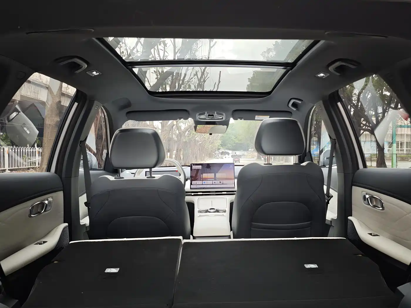 Geely Galaxy Galaxy Starship 7 EM-i 2025 120km Navigation Edition фото 28