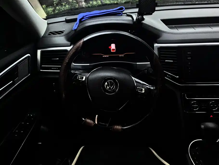 Volkswagen Teramont 2020 330TSI 2WD Luxury China VI фото 15
