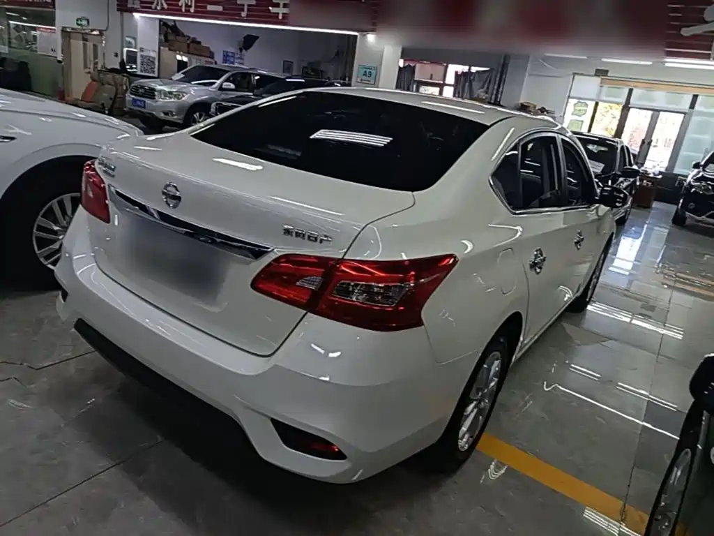 Nissan SYLPHY, миниатюра 7