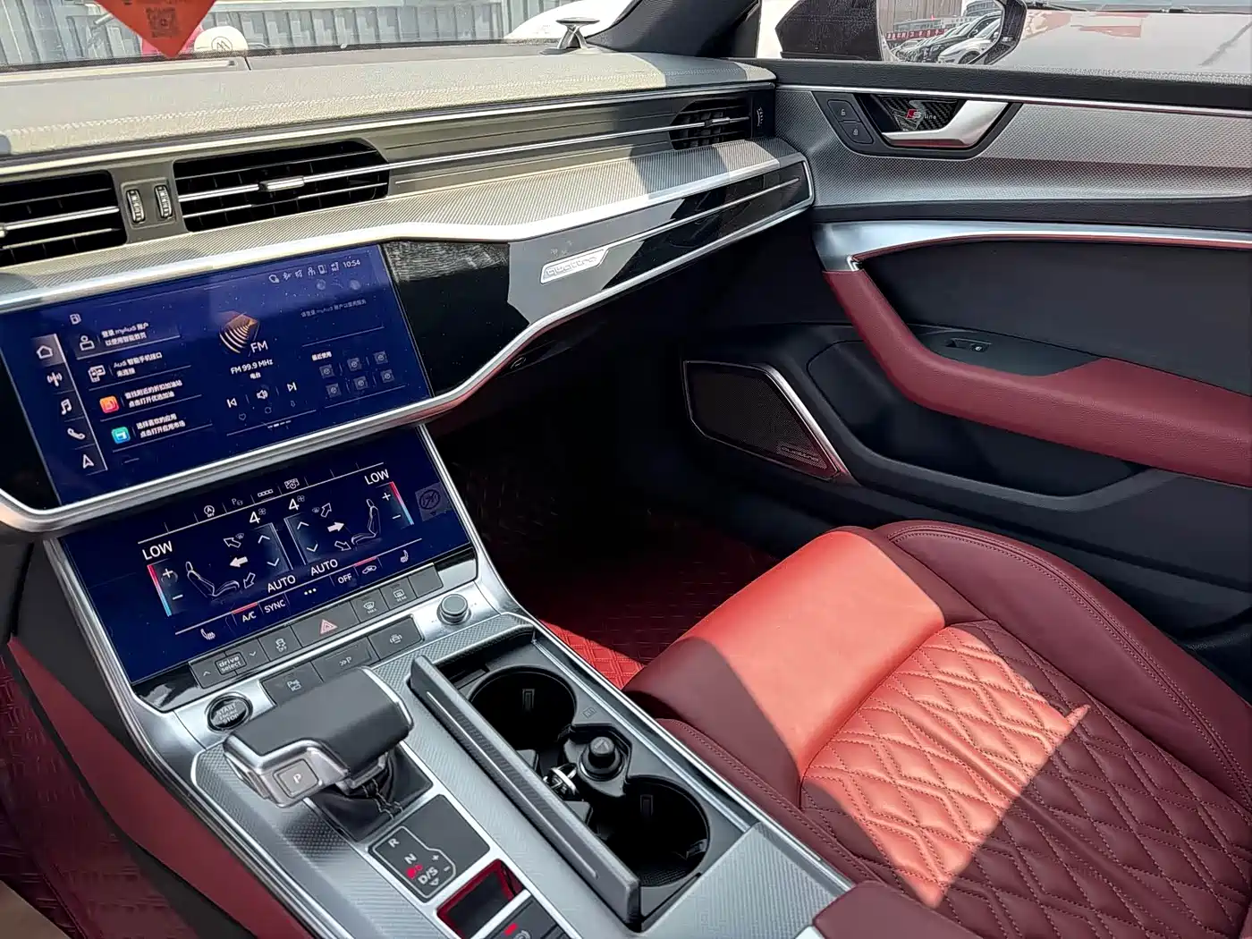 Audi A7L 2023 45 TFSI quattro S-line Black Warrior Edition фото 10