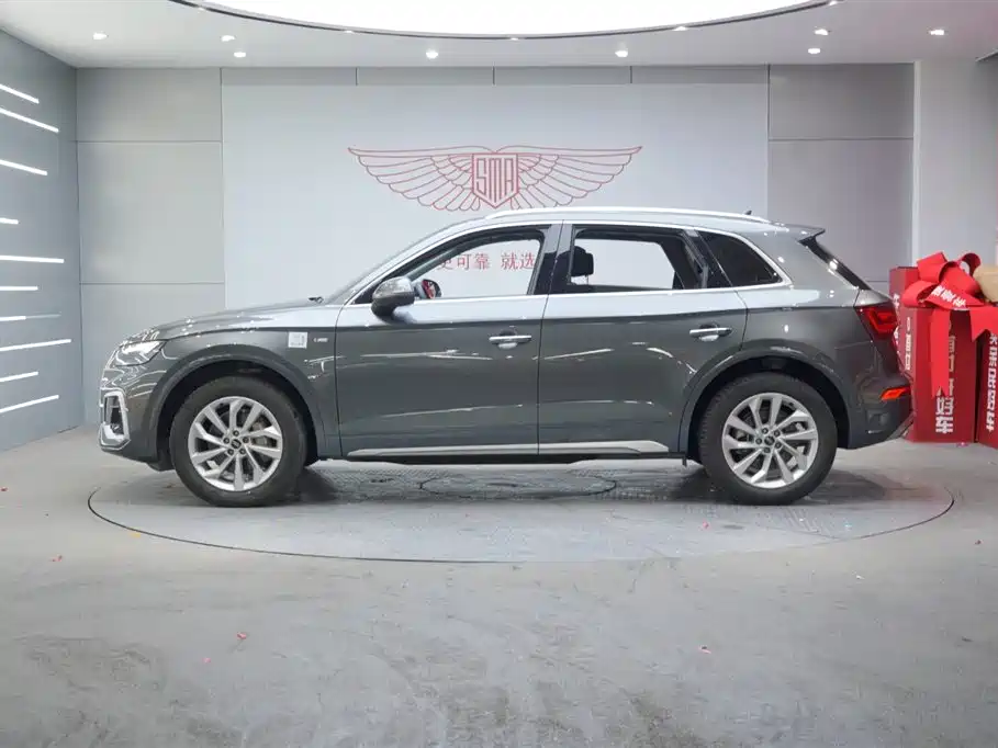 Audi Q5L 2022 Facelift 40T Luxury Dynamic фото 4