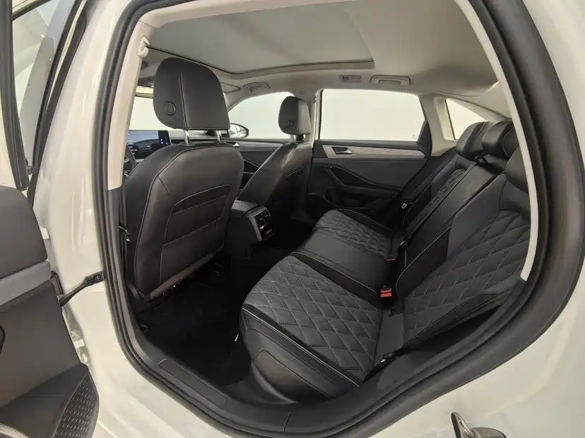 Volkswagen Sagitar, миниатюра 9