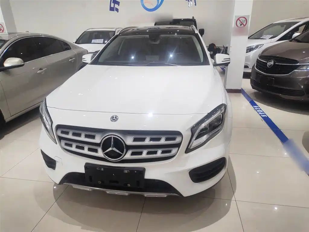 Mercedes-Benz GLA 2019 GLA 200 Fashion фото 3