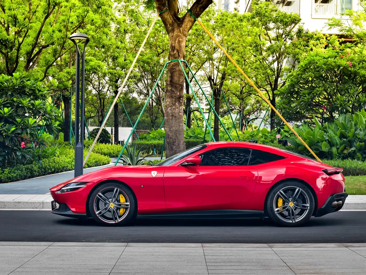 Ferrari Roma 2021 2020 3.9T V8