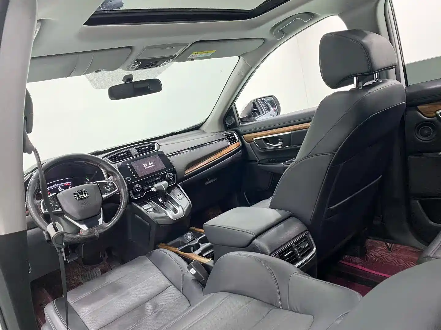 Фото 6 - Honda CR-V