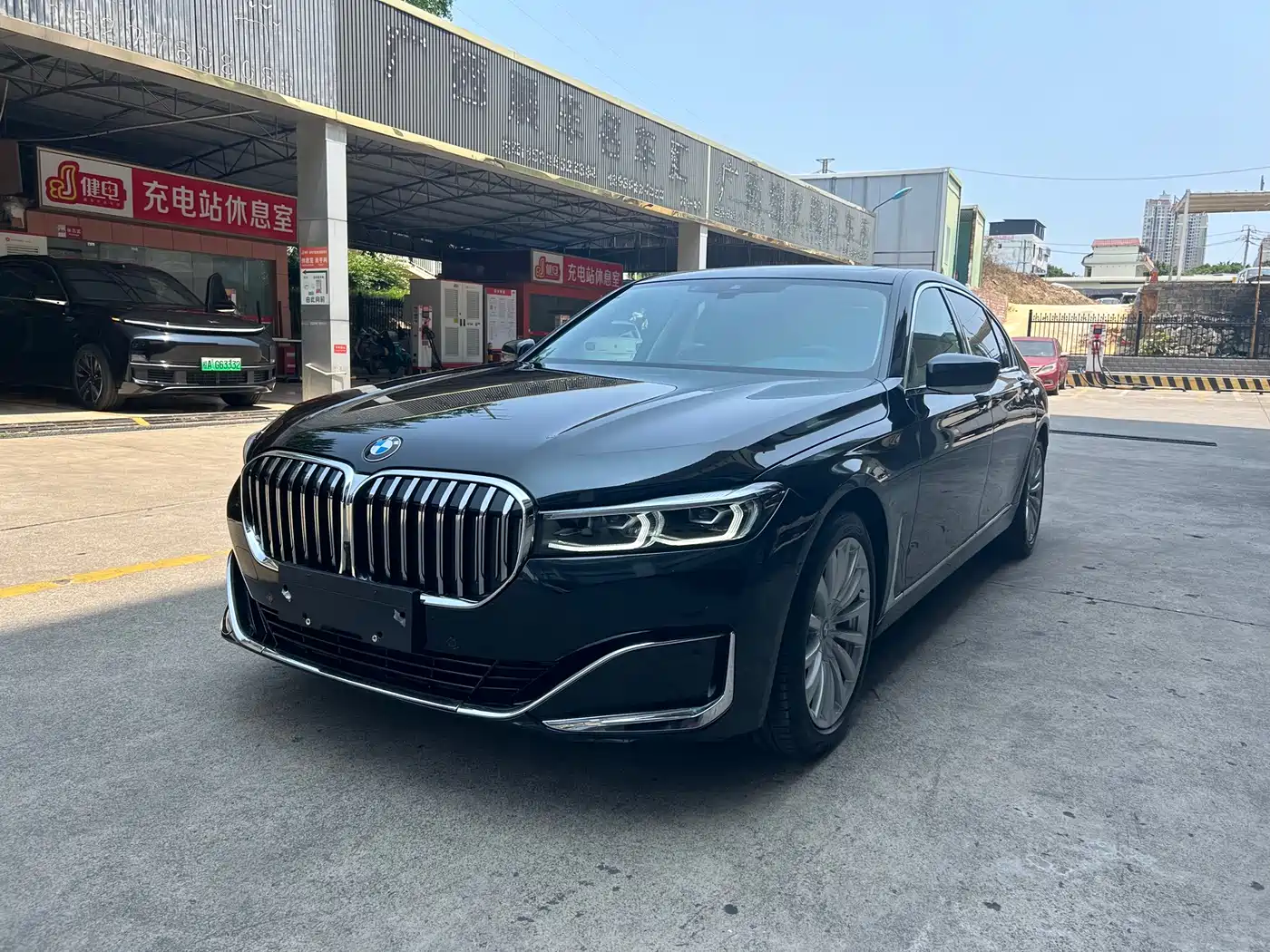 BMW 7 SERIES