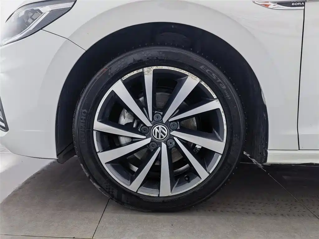 Volkswagen Bora 2019 Facelift 280TSI DSG Luxury China VI фото 17