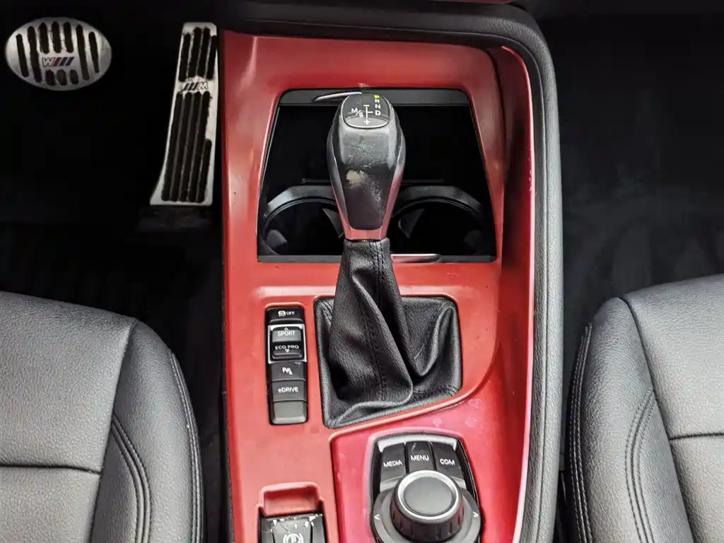BMW X1 2019 sDrive20Li Leading Model фото 13