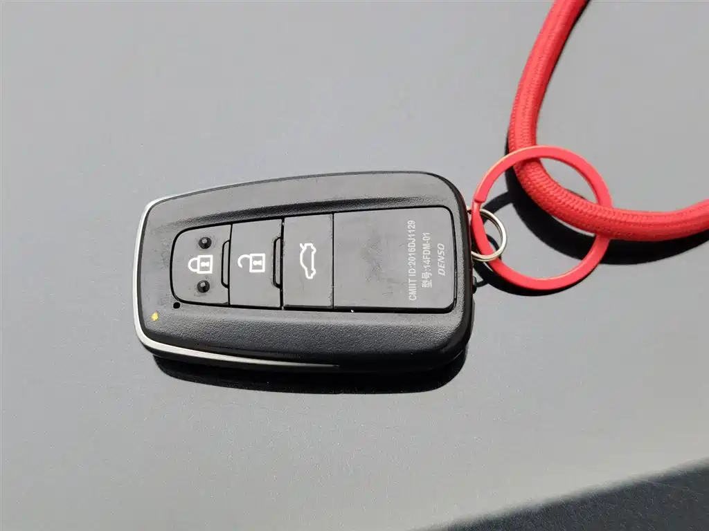 Toyota Camry 2021 2.0G Luxury Edition фото 19