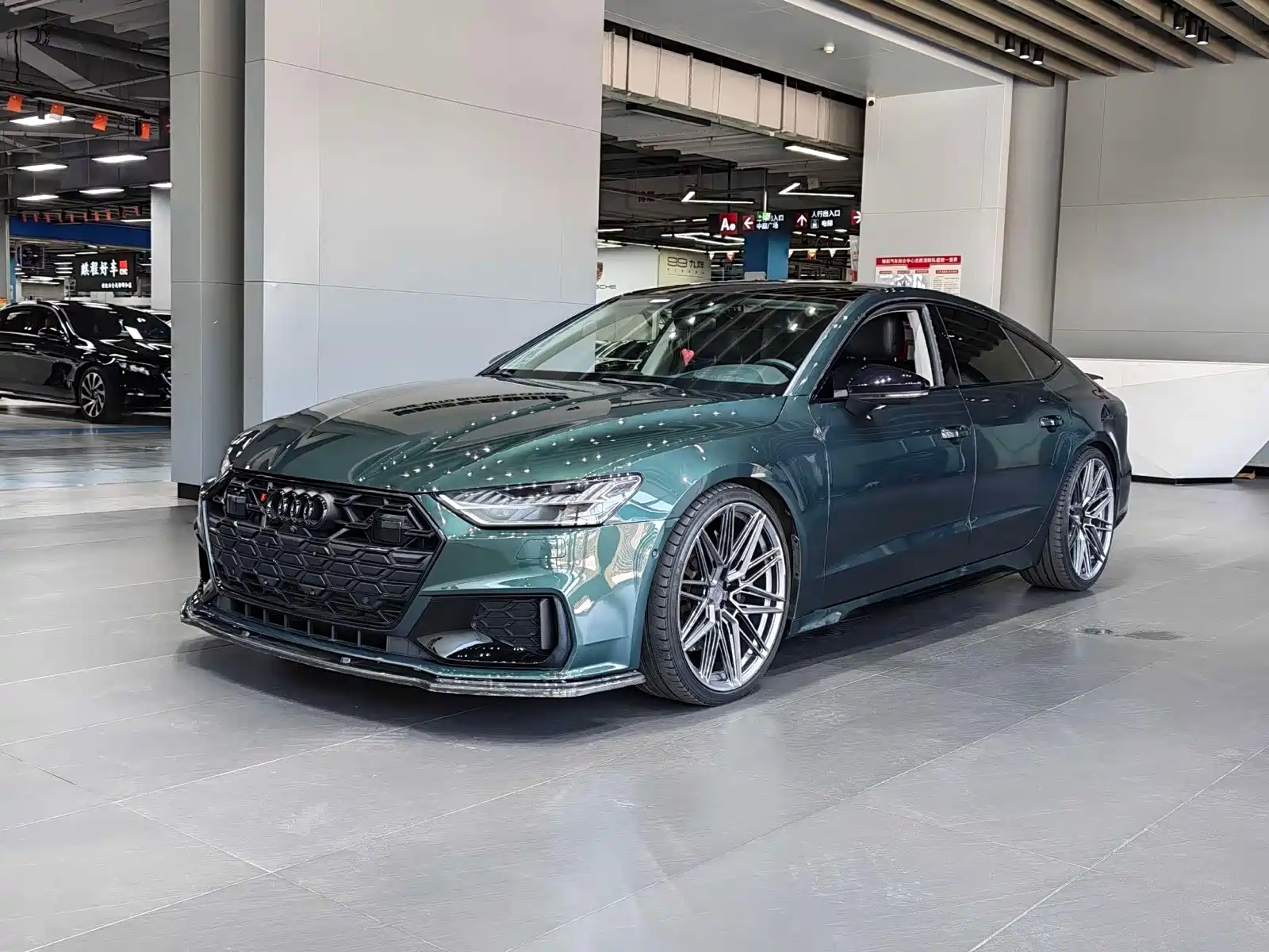 Фото 1 - Audi A7