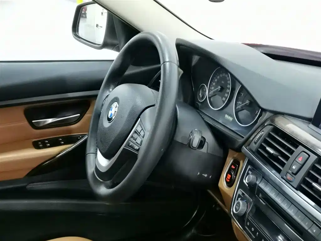 BMW 3 Series 2013 Facelift 320Li Luxury Design Package фото 22