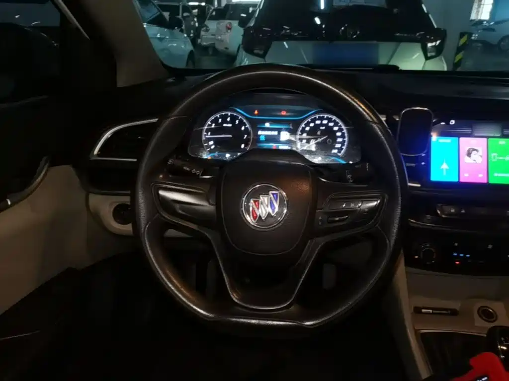 Фото 11 - Buick Excelle