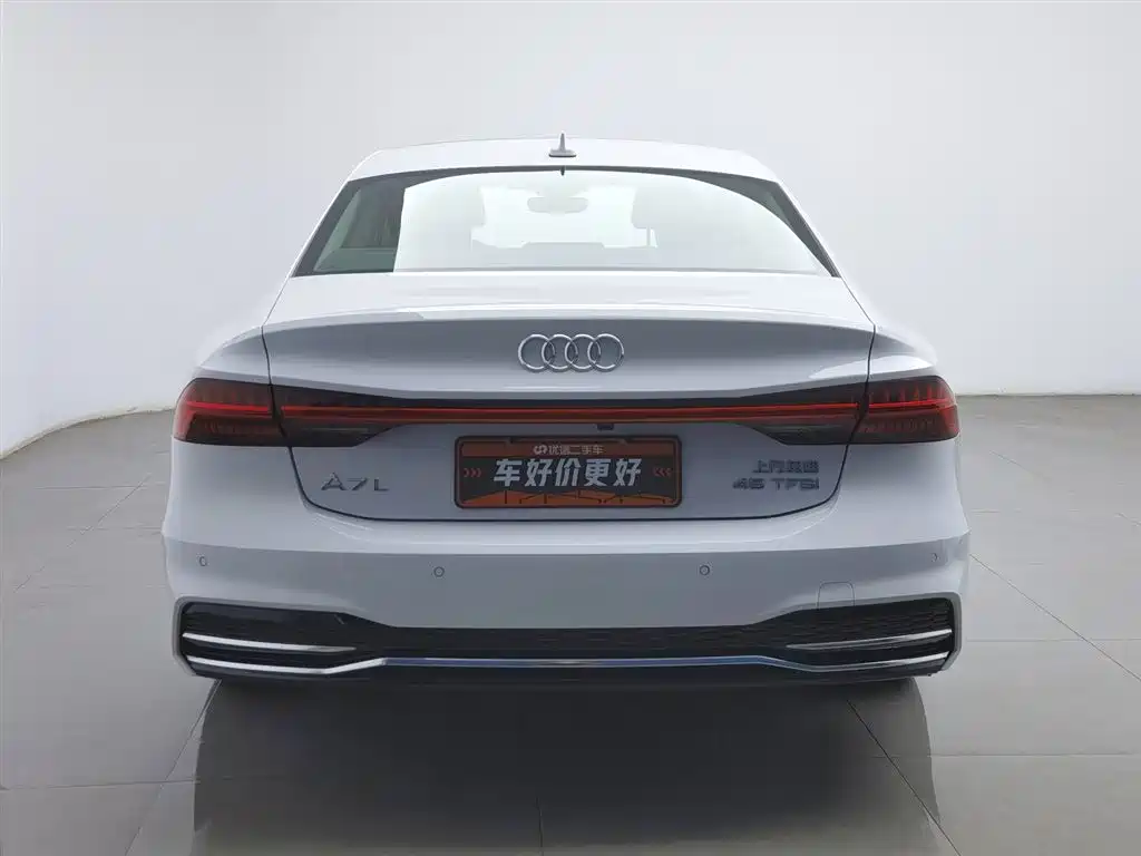 Audi A7L 2024 45TFSI S-line Dream Edition Crystal Package фото 4