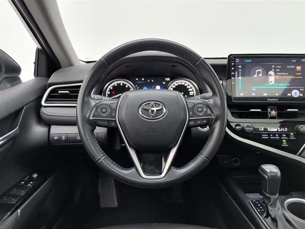 Toyota Camry 2021 2.0G Luxury Edition фото 11