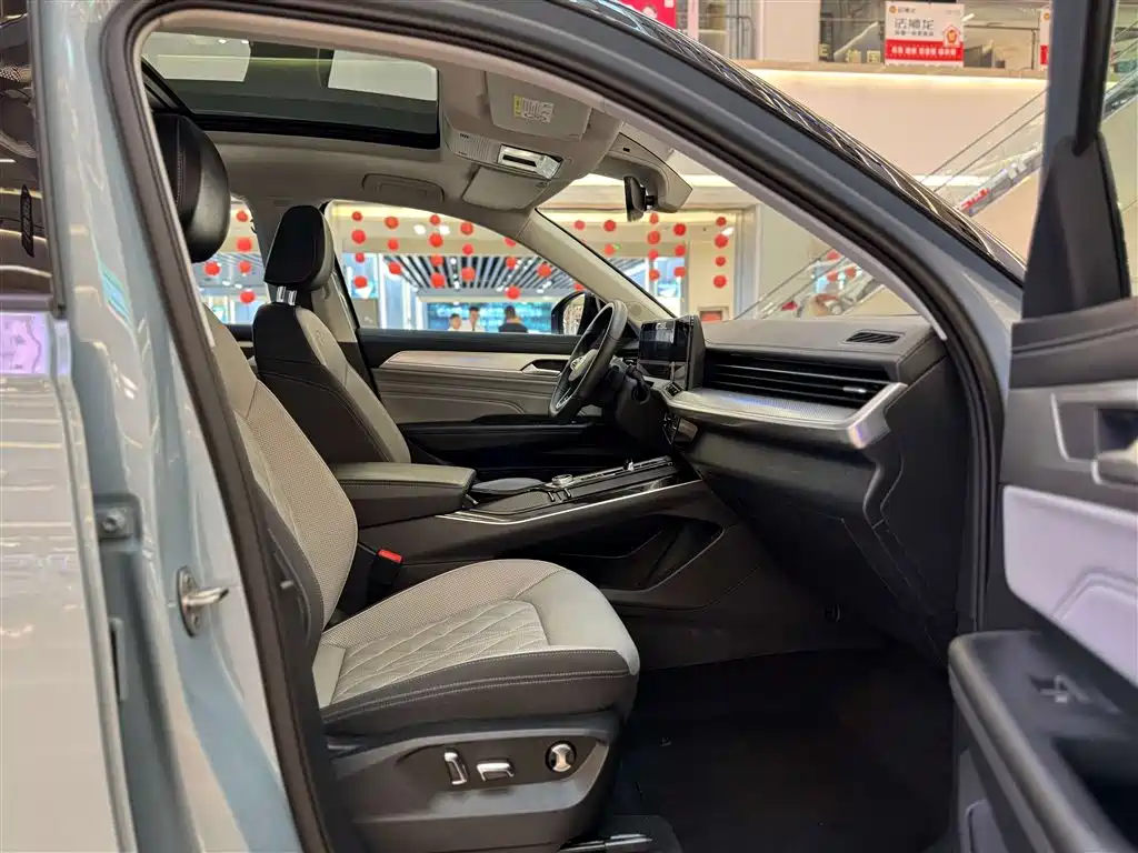 VOLKSWAGEN RANGE PATROL