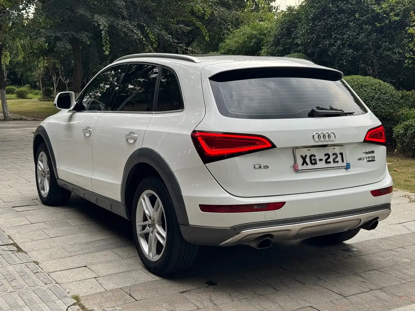 Audi Q5 2018 2017 Plus 40 TFSI Technology