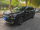 Фото 1 - Jeep Commander PHEV