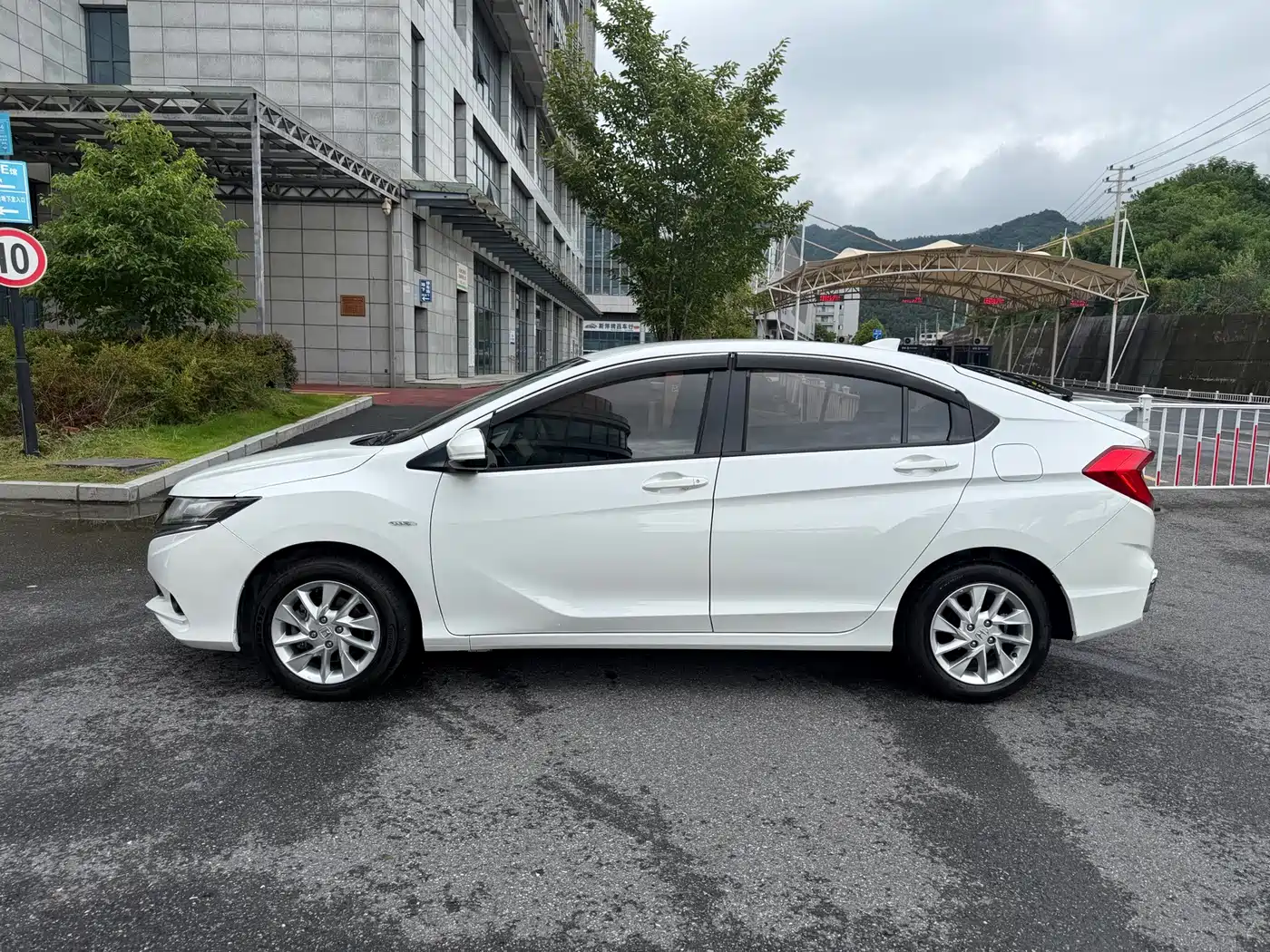 2019 Honda Gienia