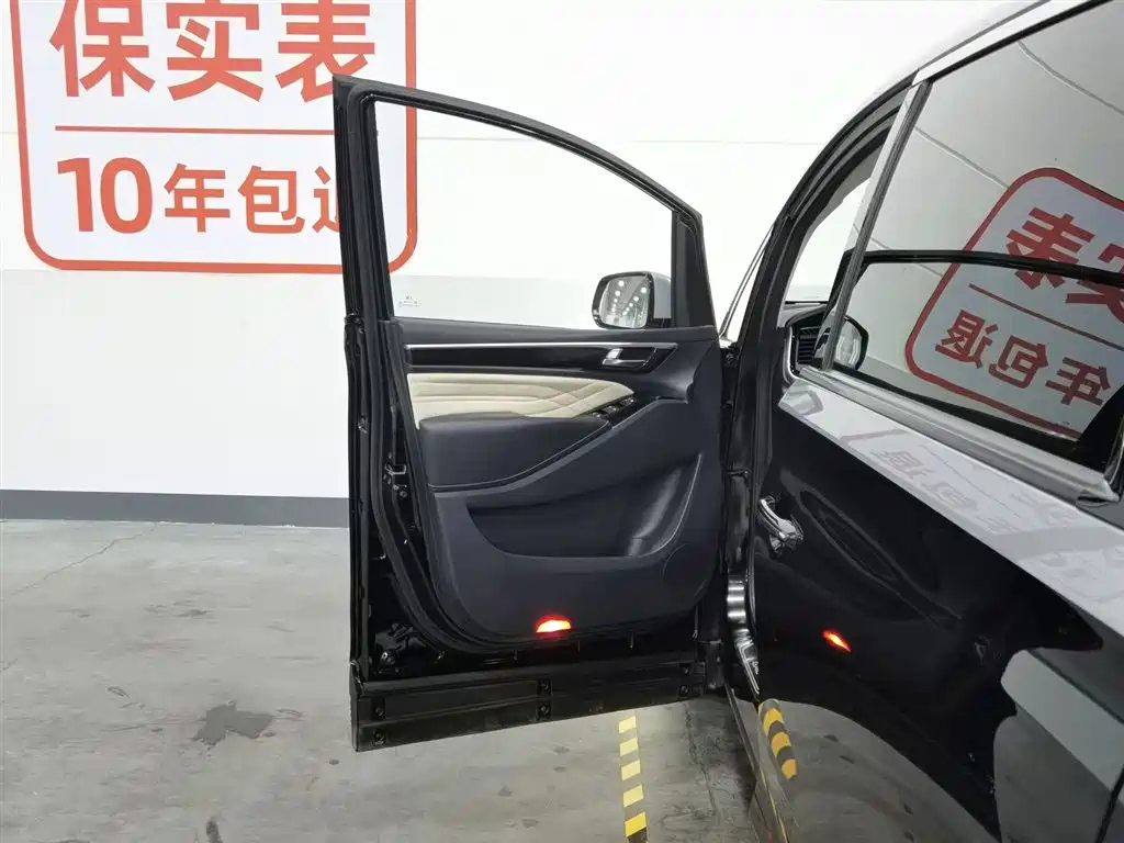 GAC Trumpchi Trumpchi M8 2021 Master Series 390T 4-Seat Premium Edition фото 8