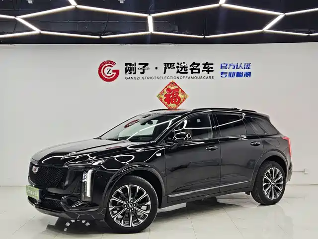 CADILLAC XT5