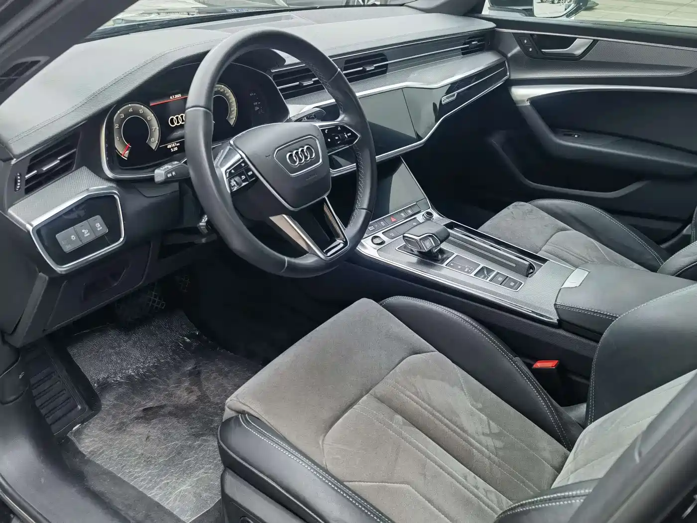 Audi A6L 2022 40 TFSI Luxury Dynamic фото 4