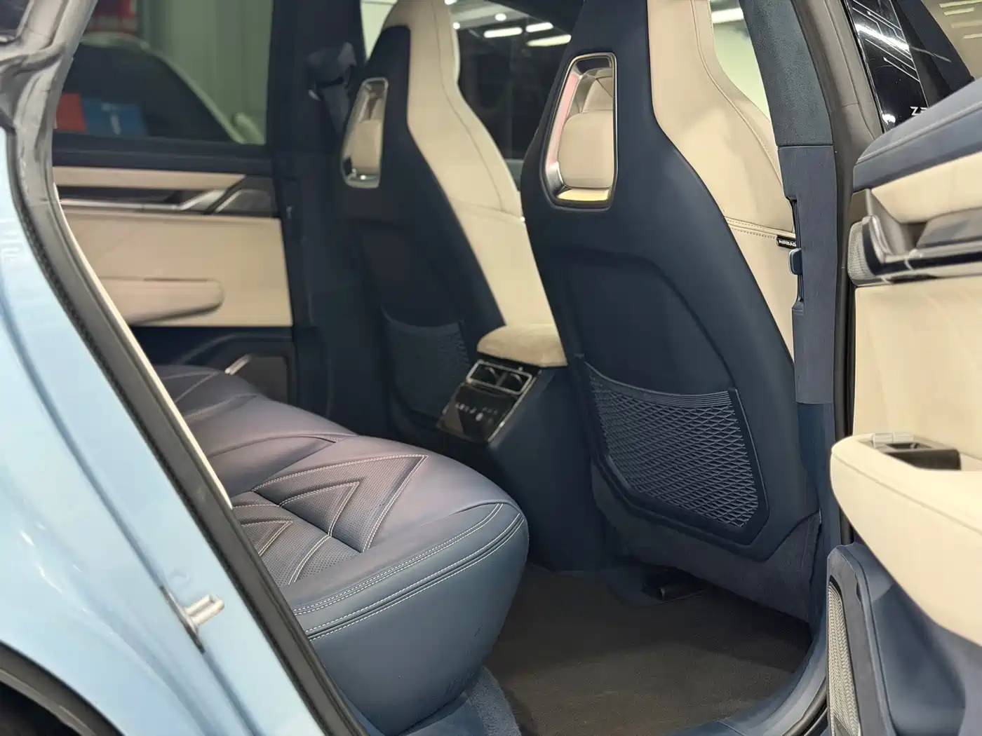 ZEEKR EXTREME KRYPTON 001