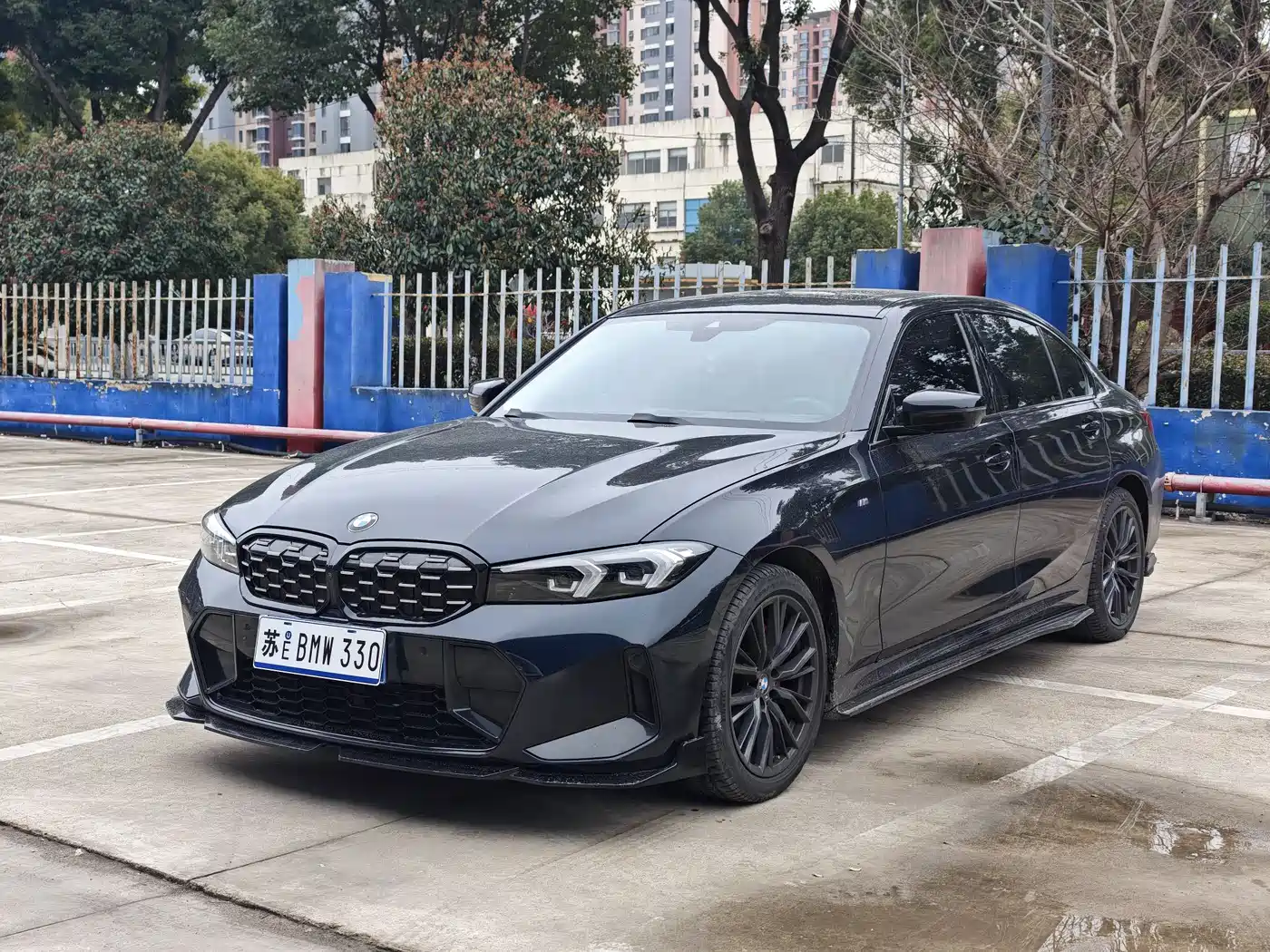 BMW 3 Series 2024 325Li M Sport Shadowline Package