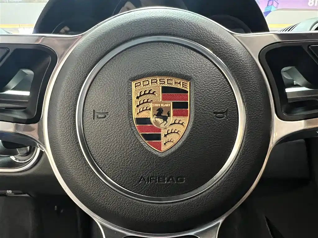Porsche 718 2018 Cayman 2.0T фото 21