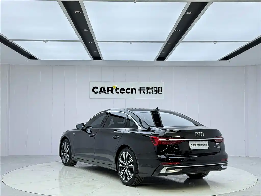 Audi A6L 2025 45 TFSI quattro Premium Sport фото 7
