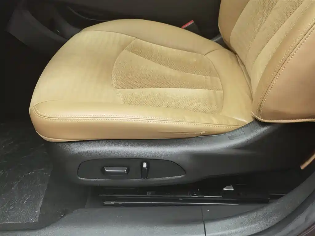 Buick LaCrosse 2016 Model 28T Elite фото 20