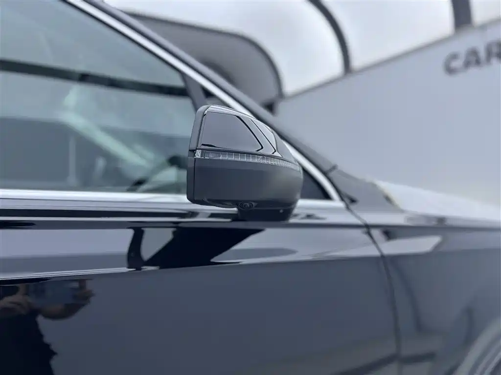 Audi Q7 2025 55 TFSI quattro S line Sport фото 3