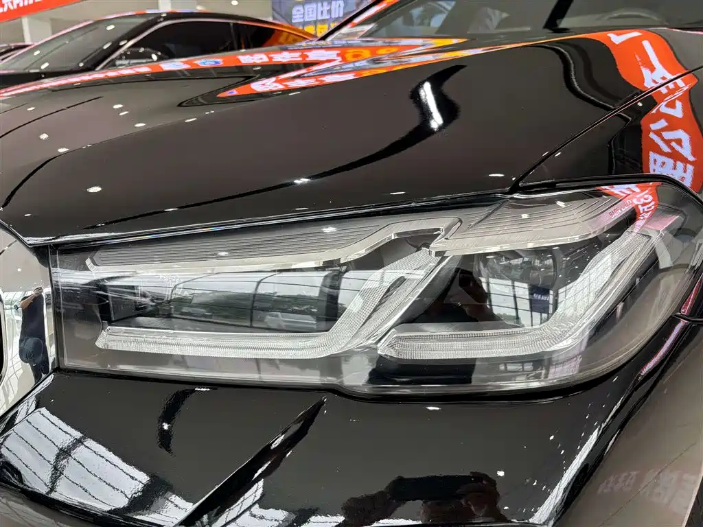 BMW 5 Series 2022 525Li M Sport Package фото 6