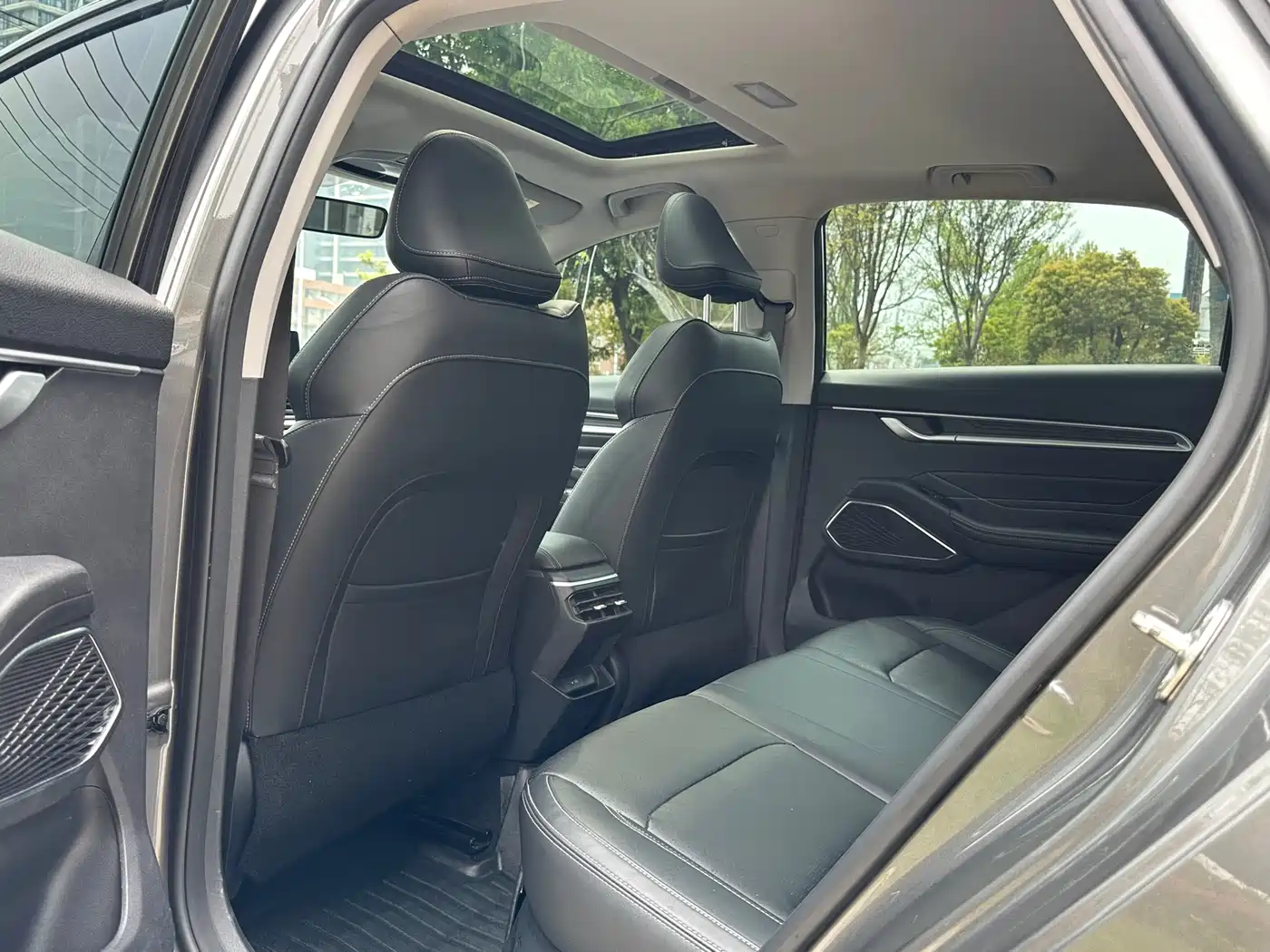 GEELY AUTOMOBILE EMGRAND