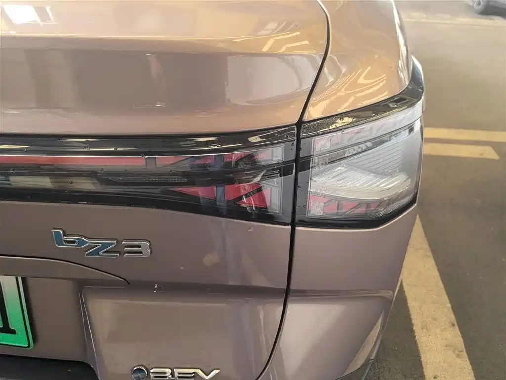 Toyota bZ3 2023 616km Long Range Premium фото 8