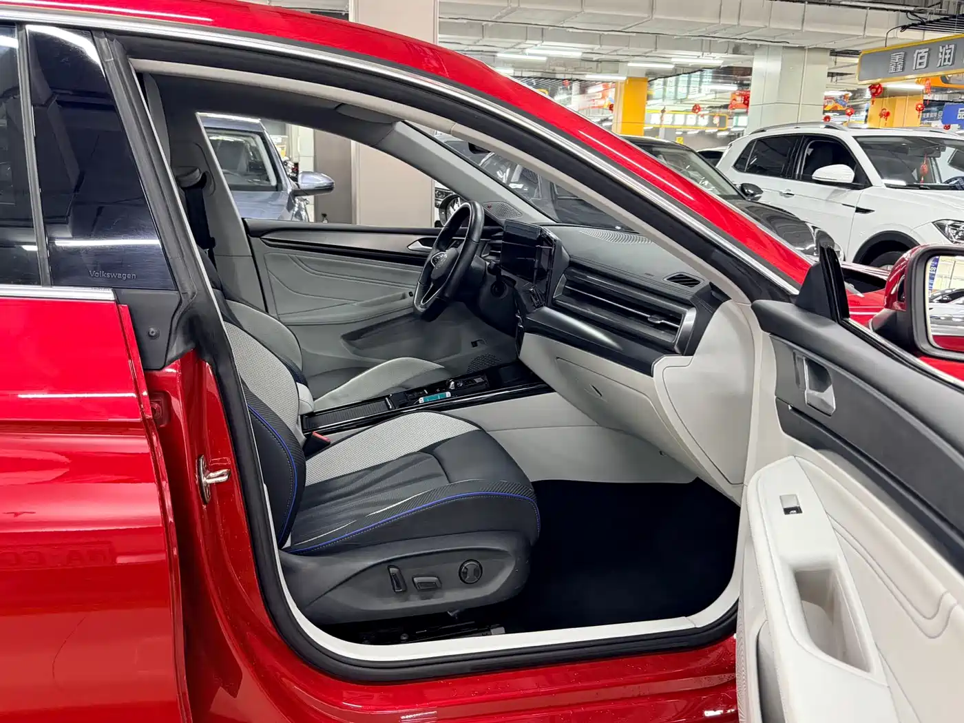 Volkswagen Lamando 2022 Lamando L 280TSI DSG Ultra Spicy Flagship фото 14