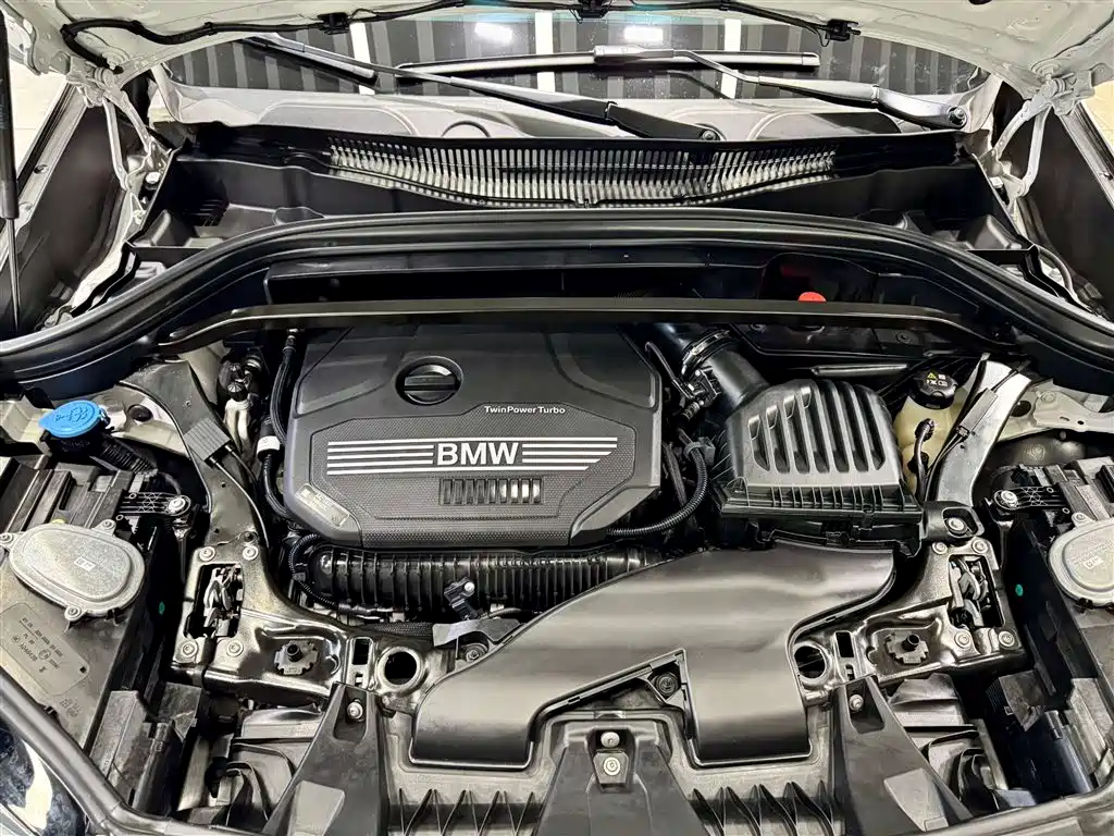 BMW X1 2022 sDrive25Li Leading фото 11