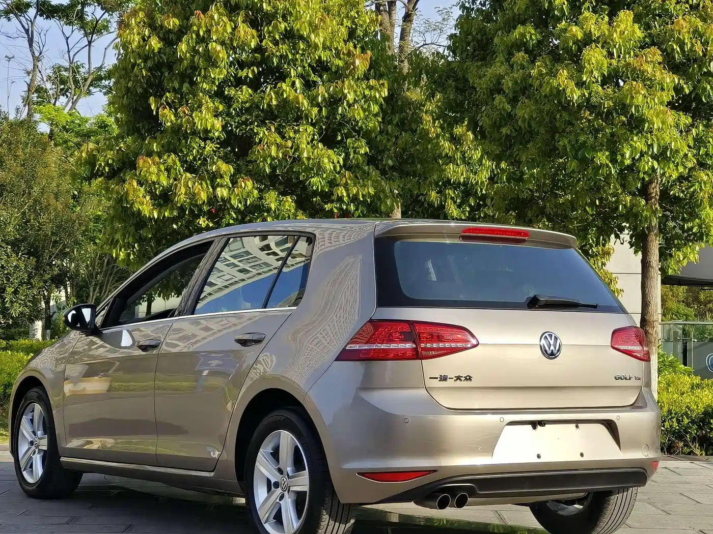 Volkswagen Golf 2016 230TSI Automatic Comfort фото 6