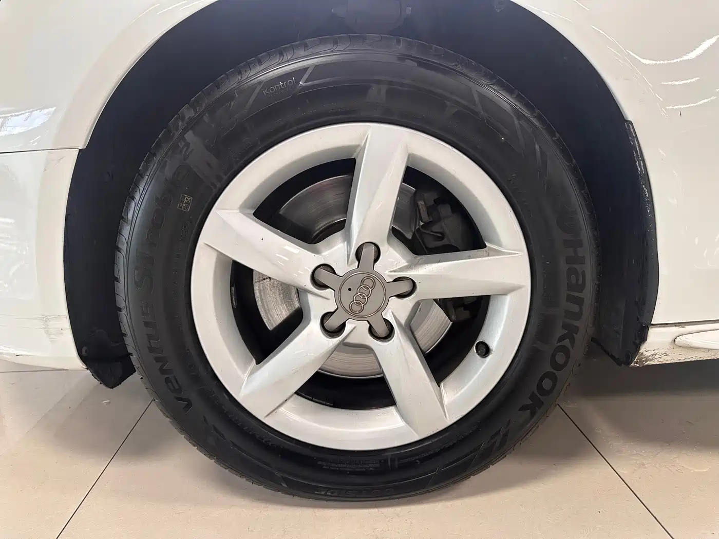 Audi A4L 2013 35 TFSI Automatic Comfort фото 14
