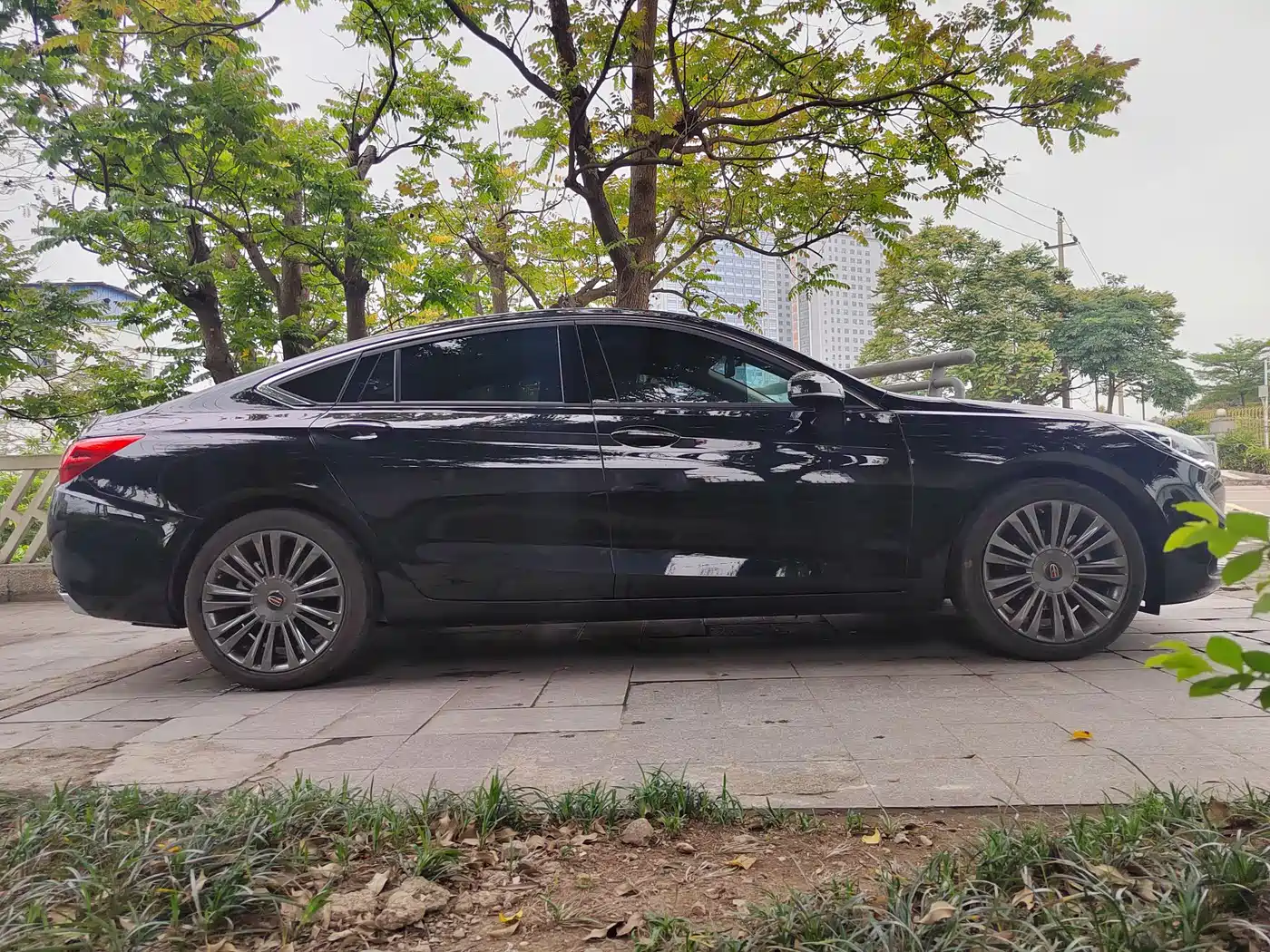 Hongqi H5 2020 1.8T Automatic Smart Connection Qi Enjoy Edition фото 16